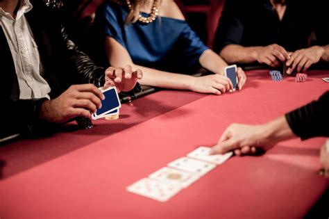 duties and responsibilities of casino dealer|How to Become a Casino Dealer – Care.